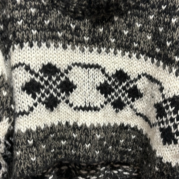 Free People Sweater - Picture 2 of 3